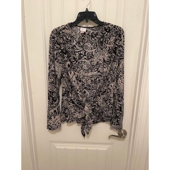 Yvos Black & White Paisley Long Sleeve Blouse WOMEN LARGE 100% Polyester - Picture 1 of 13